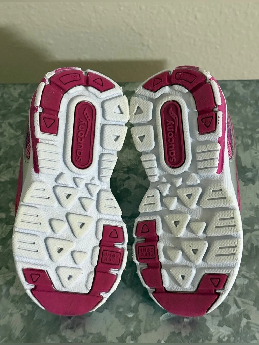 Saucony Ride Kids' Pink Athletic Sneakers, Size 7